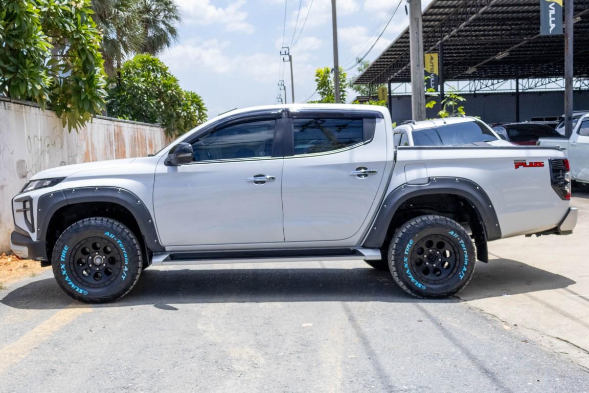 Mitsubishi Triton Doublecab 2.4 GT Plus A/T 2022 *RK2026*